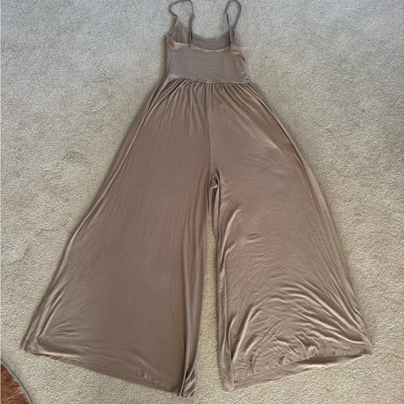 American Eagle Outfitters Tan Spaghetti-Strap Wide-Leg Jumpsuit - Picture 5 of 8
